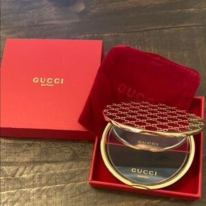 Gucci Red and Gold Perfume Compact with Velvet Pouch NIB